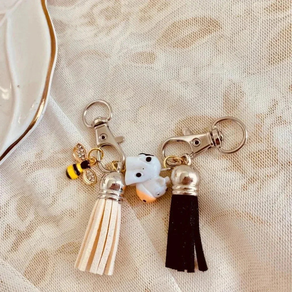 Rhinestone Bee & Moo Moo Cow Tassels Clip-on HandBag Backpack Phone Charms - Picture 2 of 5